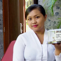 Putu Romiani